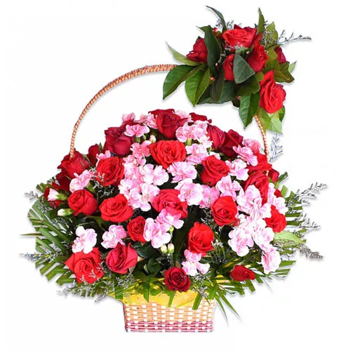 Dreamy Flowers Arrangement
