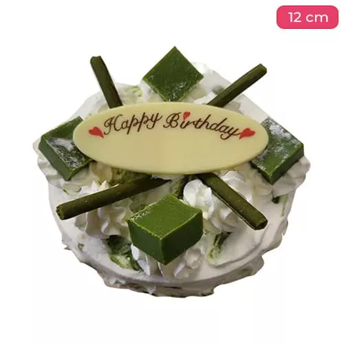 Delicious Fresh Matcha Chocolate Cake