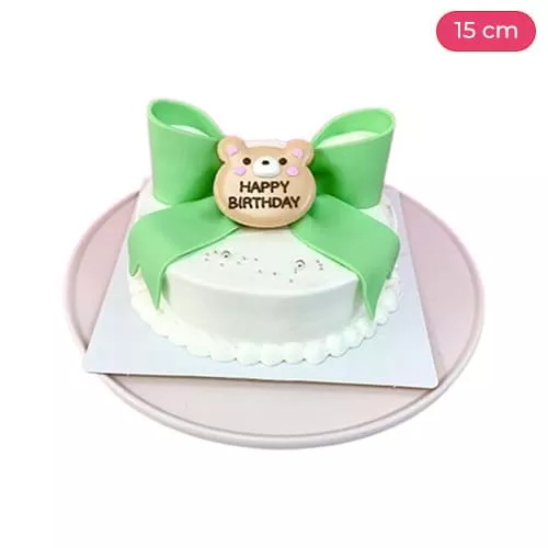 Designer Cake With Ribbon