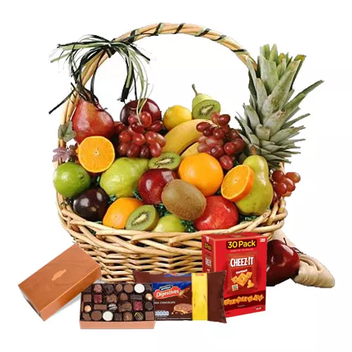 Charismatic Fruits Hamper